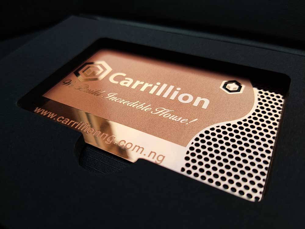Carrillion: FDS Cardsin valmistama metallinen käyntikortti
