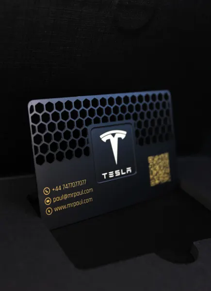 Tesla: FDS Cardsin valmistama kortti
