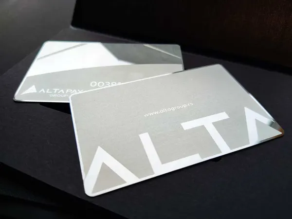 Alta Bank: FDS Cardsin valmistama kortti