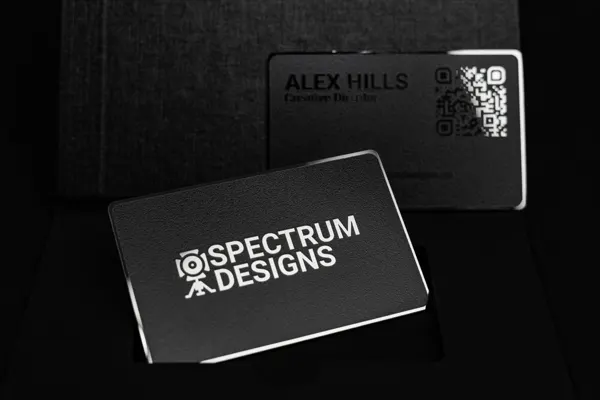Design studio: FDS Cardsin valmistama kortti